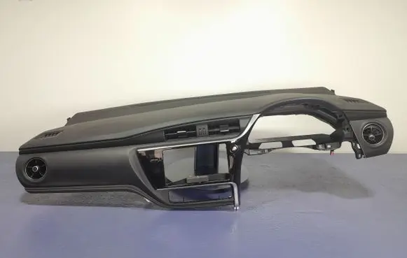 Toyota Auris E180 Dashboard