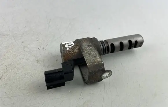Subaru Forester SG Camshaft vanos timing valve 10921AA020 LF25