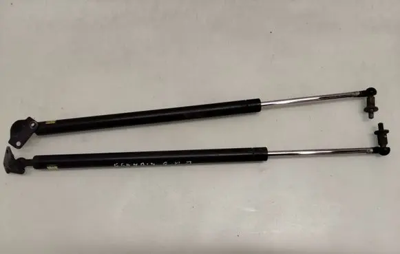 Mitsubishi Grandis Tailgate/trunk strut/damper