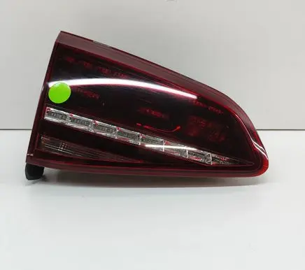 Volkswagen Golf VII Tailgate rear/tail lights 5G0945307E