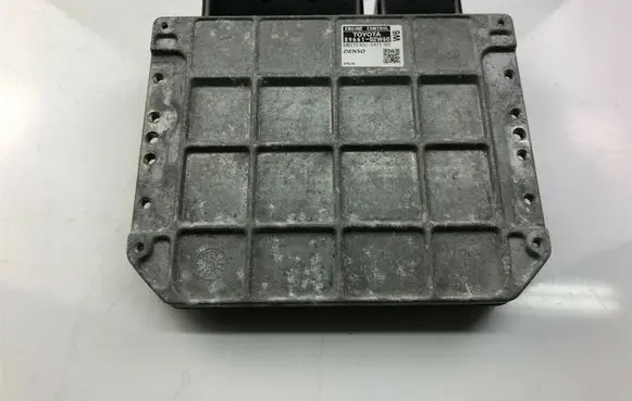 Toyota Auris 150 Other control units/modules 8966102W60 P275