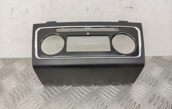 Skoda Superb B6 (3T) Climate control/heater control trim 3T0863152B