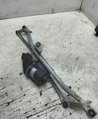 Front wiper linkage and motor
