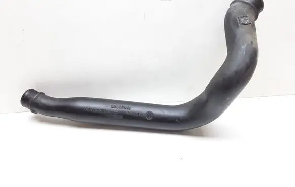 Volvo XC90 Intercooler hose/pipe 30647918