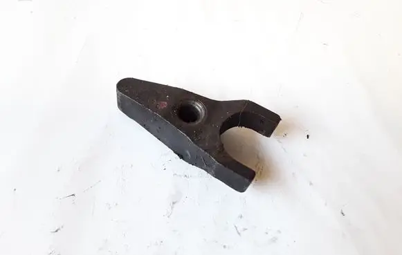 Lexus IS 220D-250-350 Fuel Injector clamp holder NOCODE