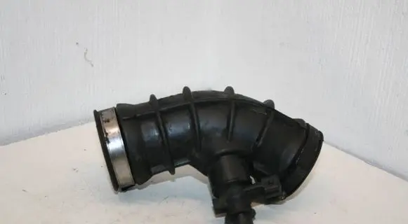 Volvo S80 Turbo air intake inlet pipe/hose 30636854