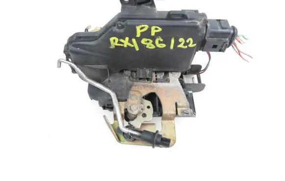 Audi A6 S6 C5 4B Front door lock 