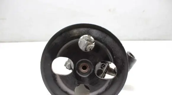 Mitsubishi Outlander Power steering pump 