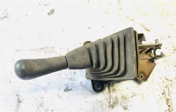 Mitsubishi Space Wagon Gear shifter/selector