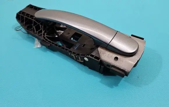 Rear door exterior handle
