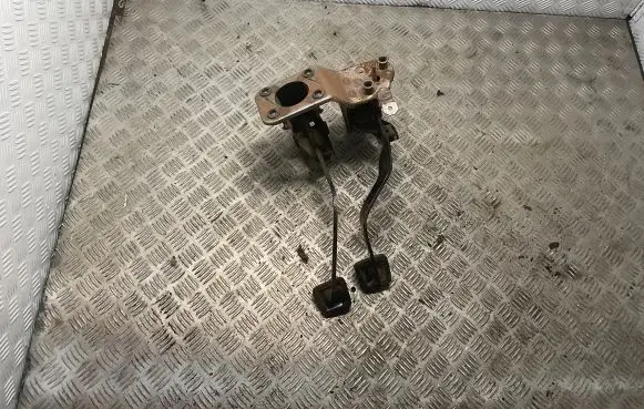 Ford Ranger Pedal assembly 