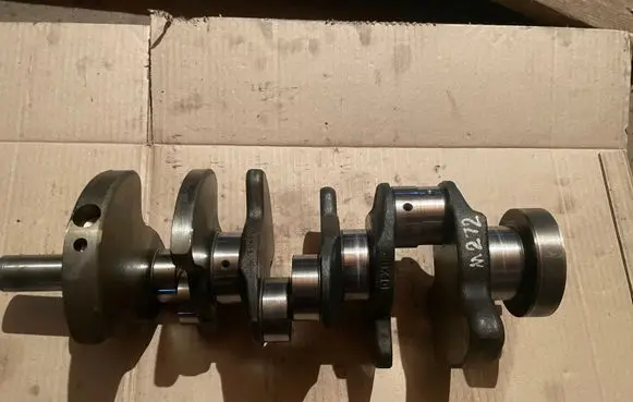 Mercedes-Benz E W212 Crankshaft A2720300201