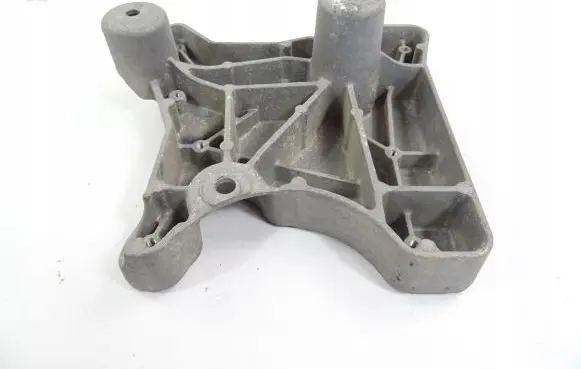 Nissan Qashqai Battery box tray 648664EB0A