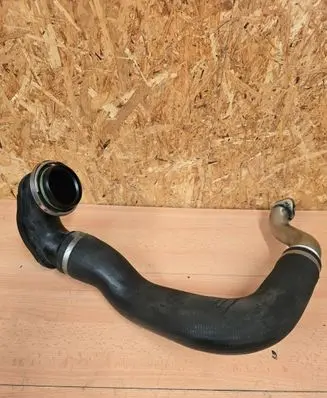 Opel Insignia A Intercooler hose/pipe 13220164