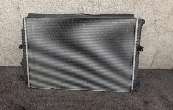 Seat Leon (5F) Coolant radiator 1964392