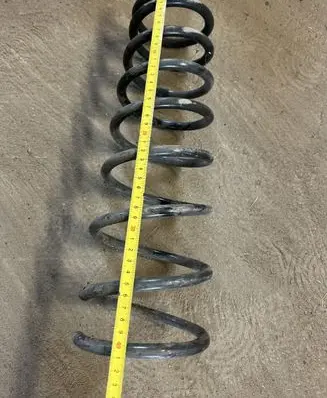 Toyota Avensis T220 Rear coil spring