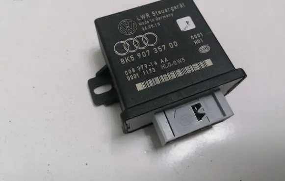 Audi A5 8T 8F Light module LCM 8K5907357