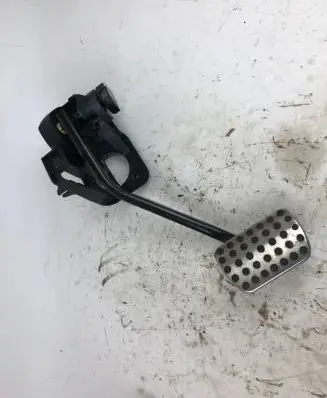 Mercedes-Benz GLE W167 Brake pedal A1672901100