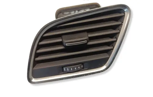Audi Q3 8U Dashboard side air vent grill/cover trim 8U2820901B