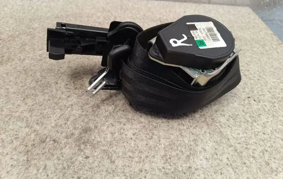 Audi A6 S6 C6 4F Front seatbelt 560788601 031615 008R000