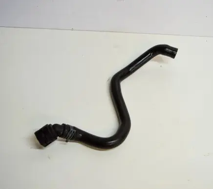 Volkswagen Golf VII Engine coolant pipe/hose