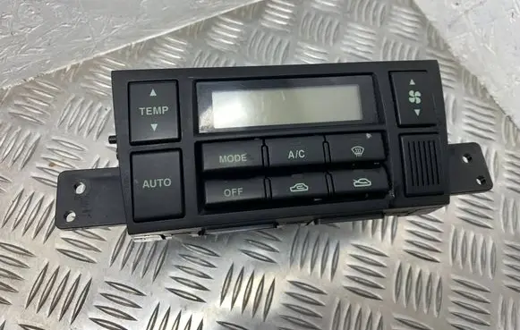 Hyundai Tucson JM Climate control unit