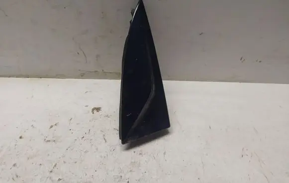 Renault Clio IV Loading door glass trim molding 