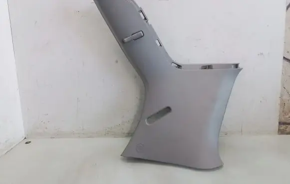 Toyota Yaris (C) pillar trim
