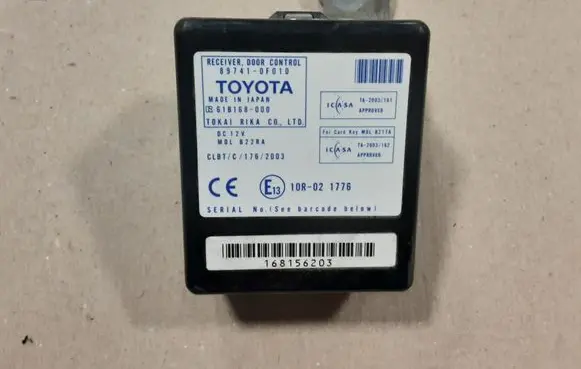 Toyota Corolla Verso E121 Door control unit/module 897410F010