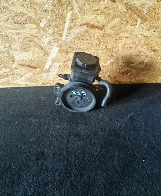 BMW X5 E53 Power steering pump 6762278