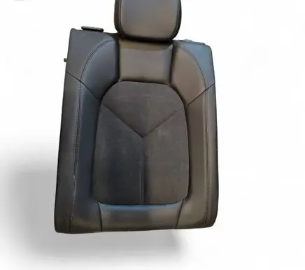 Porsche Macan (95B) Rear seat 