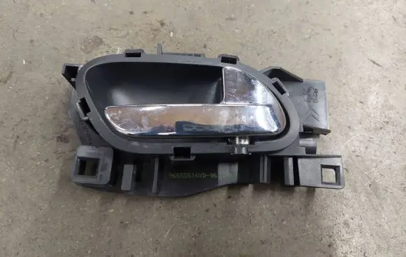Peugeot 207 CC Front door interior handle 96555516vd