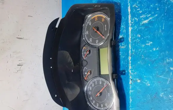 Fiat Croma Speedometer (instrument cluster) 51809898