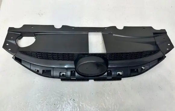 Hyundai ix35 Front bumper upper radiator grill 863512Y000