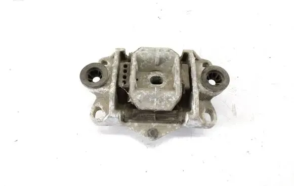 Volvo S40, V40 Engine mount bracket P4FPA 95BB9B929AA