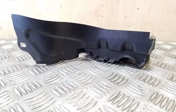 Mercedes-Benz ML W164 Other engine bay part A1646804025