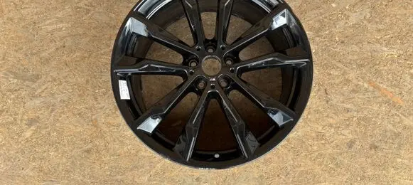 R20 alloy rim