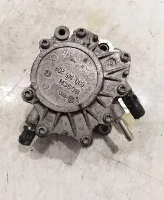 Volkswagen PASSAT B6 Vacuum pump 03G145209
