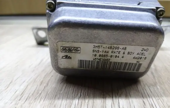 Volvo V50 ESP acceleration yaw rate sensor 3M5T14B296AB