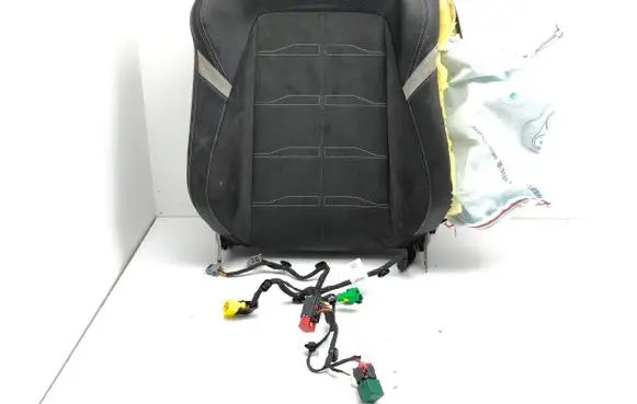 Opel Astra L Front passenger seat 