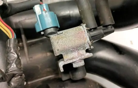 Subaru B9 Tribeca Turbo solenoid valve k5t48479