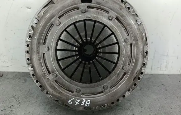 Volvo V50 Dual mass flywheel