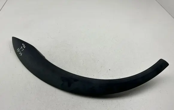 Volvo XC70 Rear arch trim 8620132