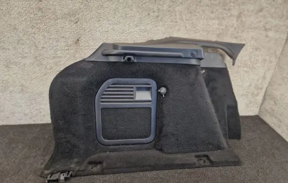 Land Rover Evoque I Trunk/boot side trim panel BJ3245431