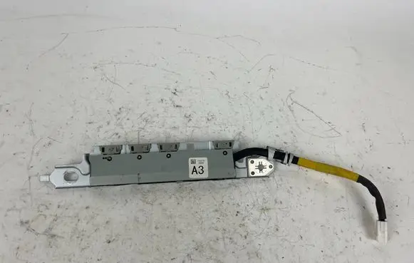 Toyota Mirai Aerial antenna amplifier 19215