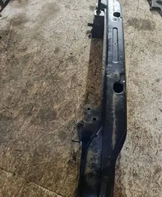 Mercedes-Benz Vito Viano W639 Front bumper mounting bracket