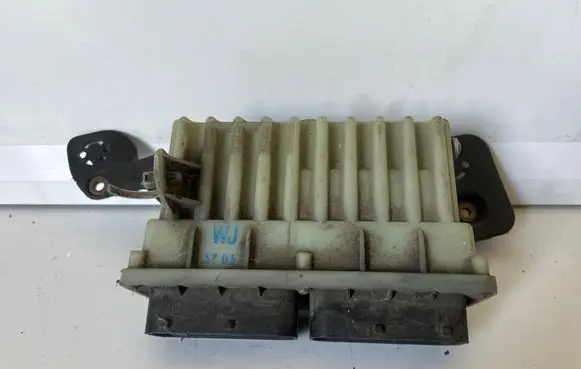 Opel Zafira A Coolant fan relay 24462346 15408375
