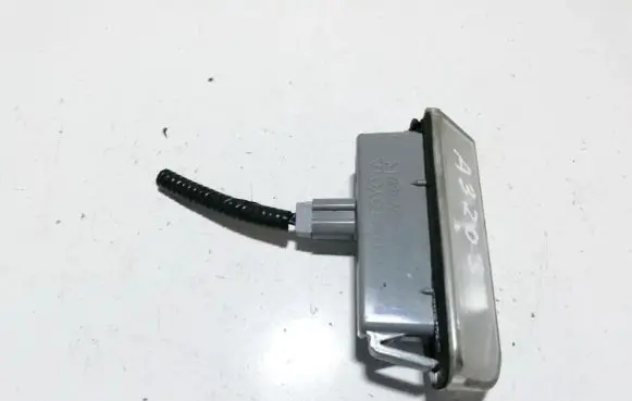 Lexus IS 220D-250-350 Number plate light