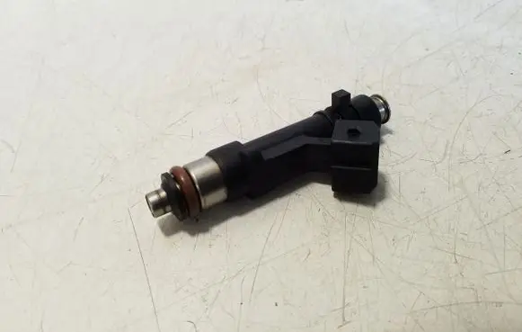 Opel Ampera Fuel injector 0280158240