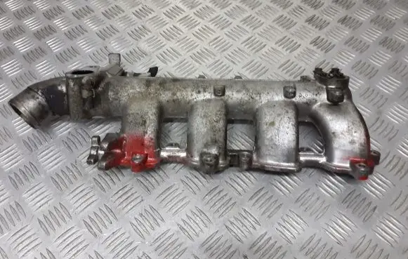 Nissan Primera Intake manifold 14001-5M300
